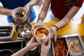 Why Paper Tableware is a Must-Have for Your Mobile Food Truck - JOLLYCHEF