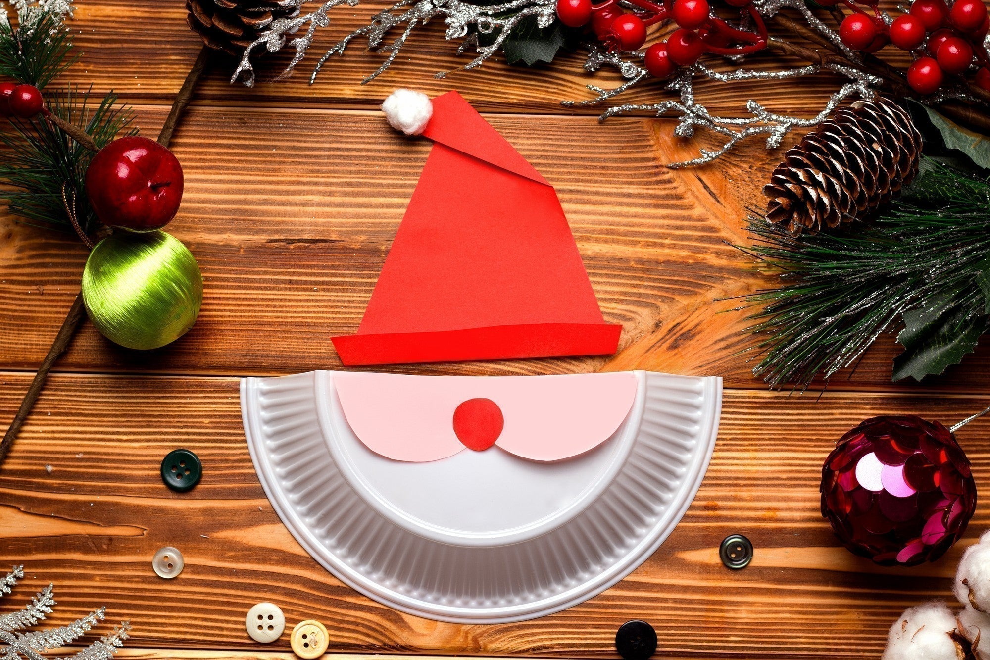 Craft, Create, Celebrate! Fun Christmas Crafts with Disposable Tableware - JOLLYCHEF