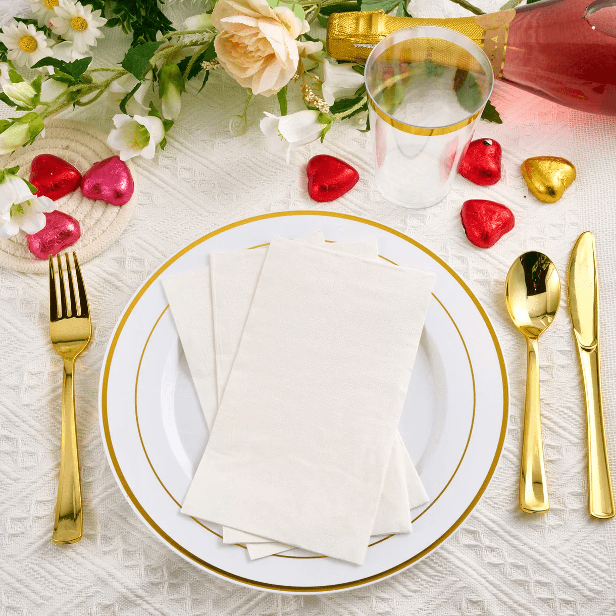 Setting the Perfect Table: Why Jolly Chef's Wedding Paper Plates and Napkins Are a Must - JOLLYCHEF
