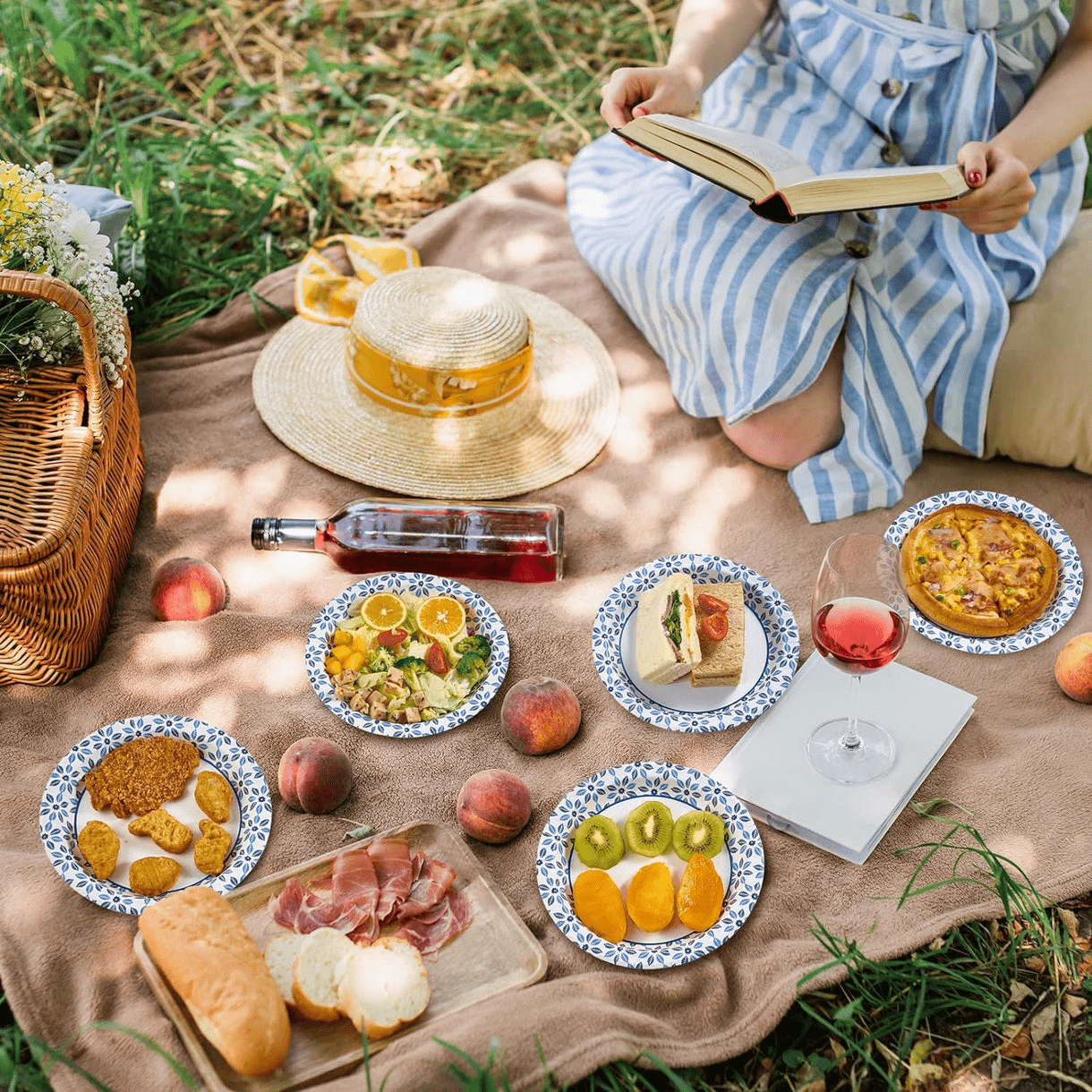 Sturdy Disposable Plates for All Your Event Needs - JOLLYCHEF