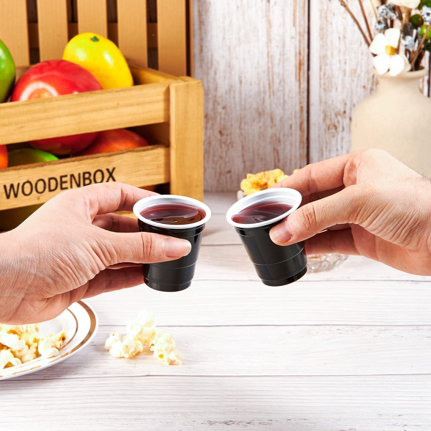 「Jolly Choice」2oz Black Plastic Shot Cups